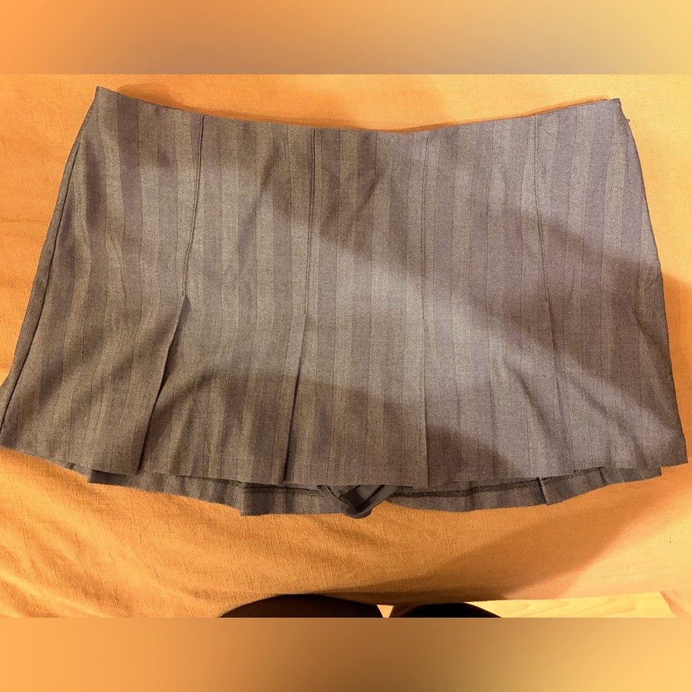 Abercrombie & Fitch Grey Pleated Mini Skort